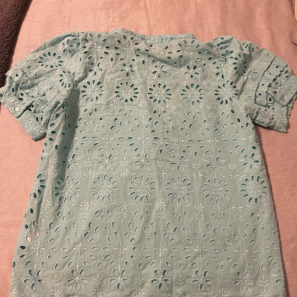 Perfect Condition Jcrew Eyelet Blouse Size Small - image 3
